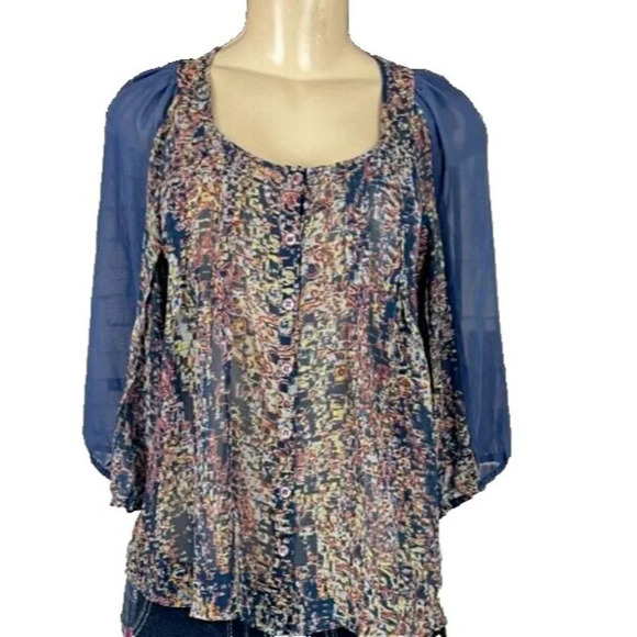 BCBGeneration S Blue Semi-Sheer Print Button Down Step-Hem 3/4 Sleeve Blouse - Picture 2 of 5